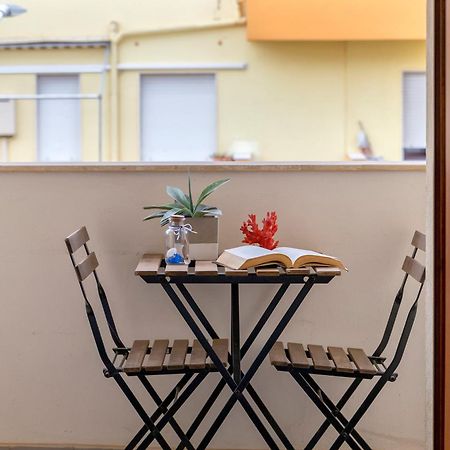 White Star Rooms Accomodation Fast Check-In Alghero Exterior foto
