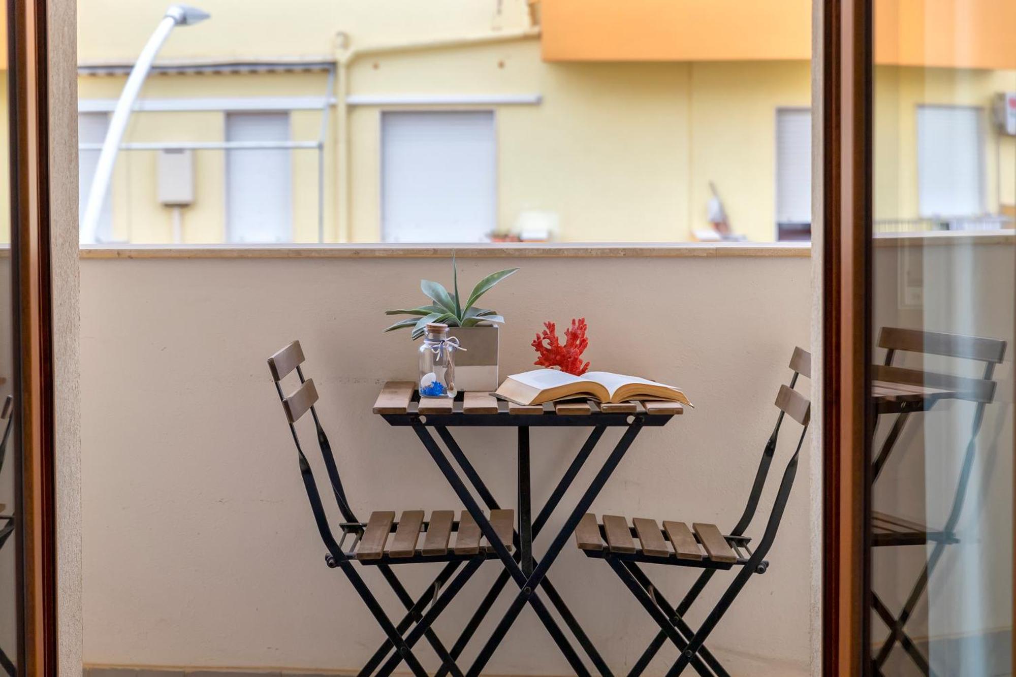 White Star Rooms Accomodation Fast Check-In Alghero Exterior foto