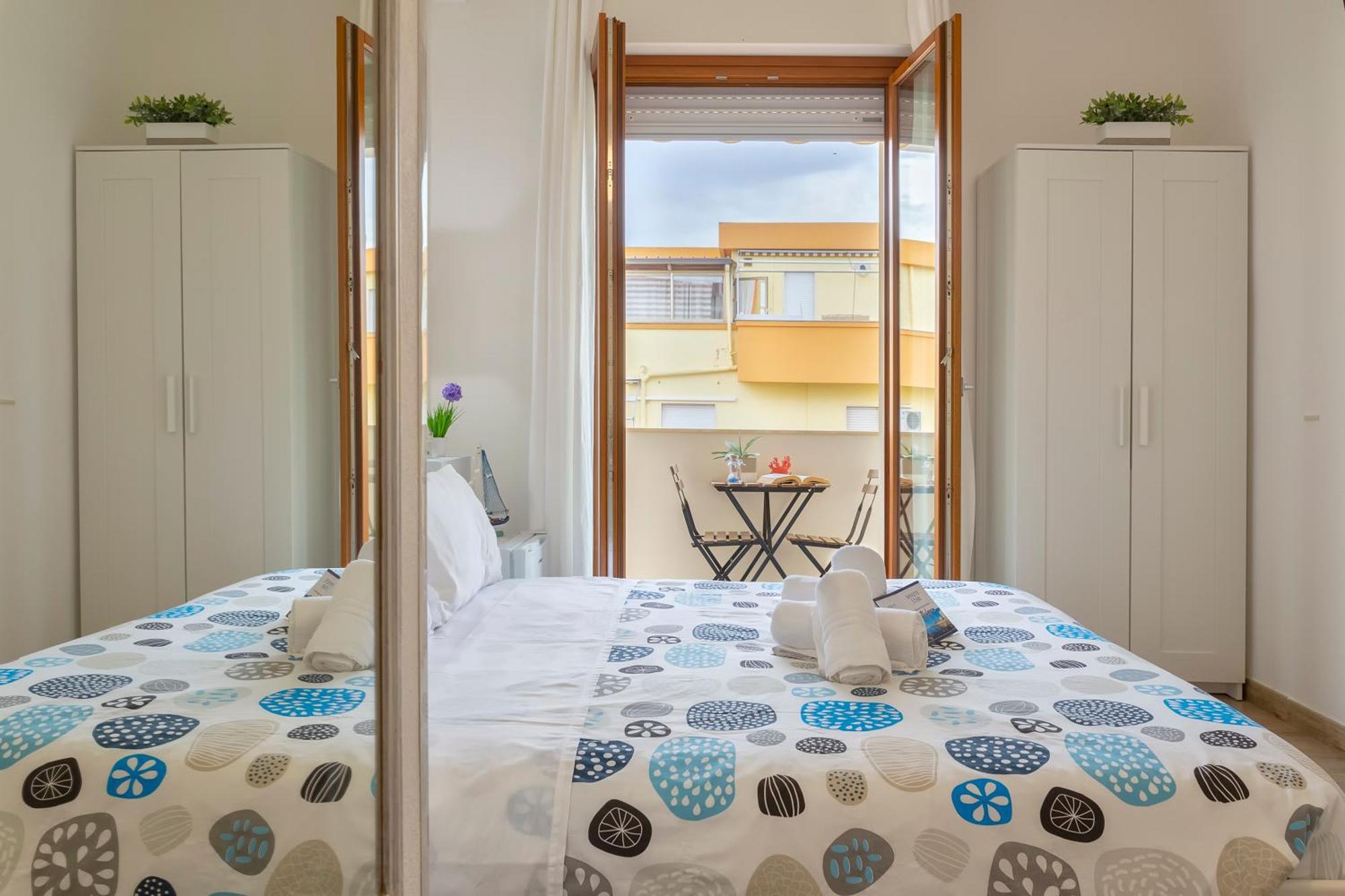 White Star Rooms Accomodation Fast Check-In Alghero Exterior foto