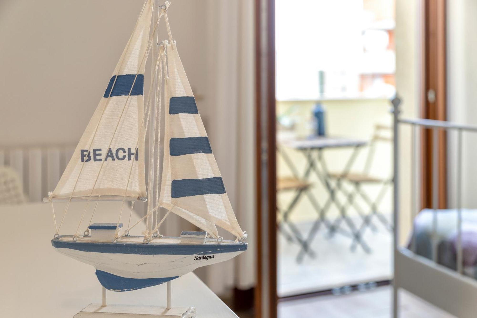 White Star Rooms Accomodation Fast Check-In Alghero Exterior foto