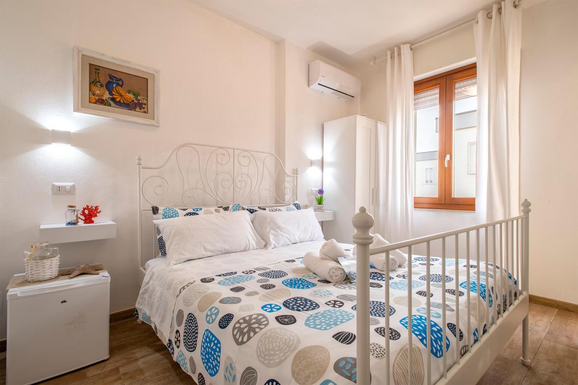 White Star Rooms Accomodation Fast Check-In Alghero Exterior foto