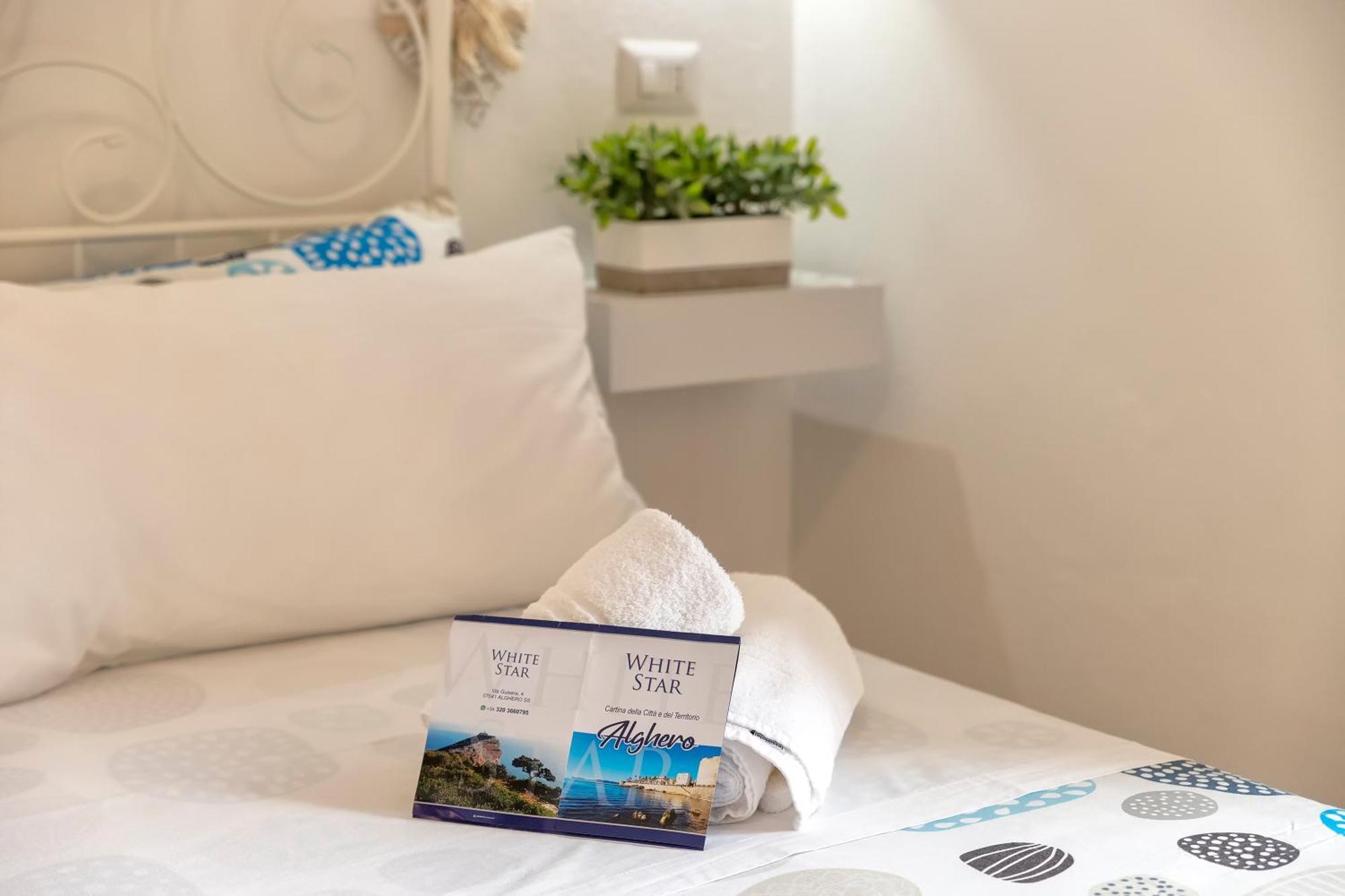 White Star Rooms Accomodation Fast Check-In Alghero Exterior foto