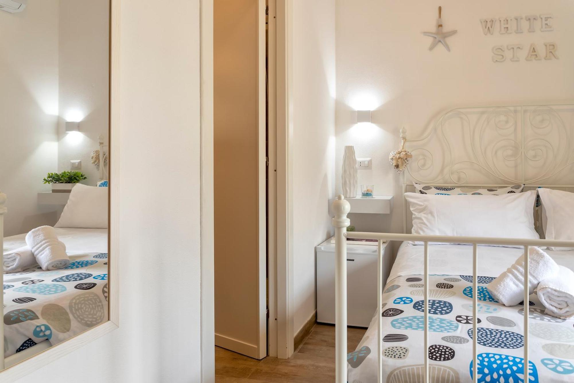 White Star Rooms Accomodation Fast Check-In Alghero Exterior foto