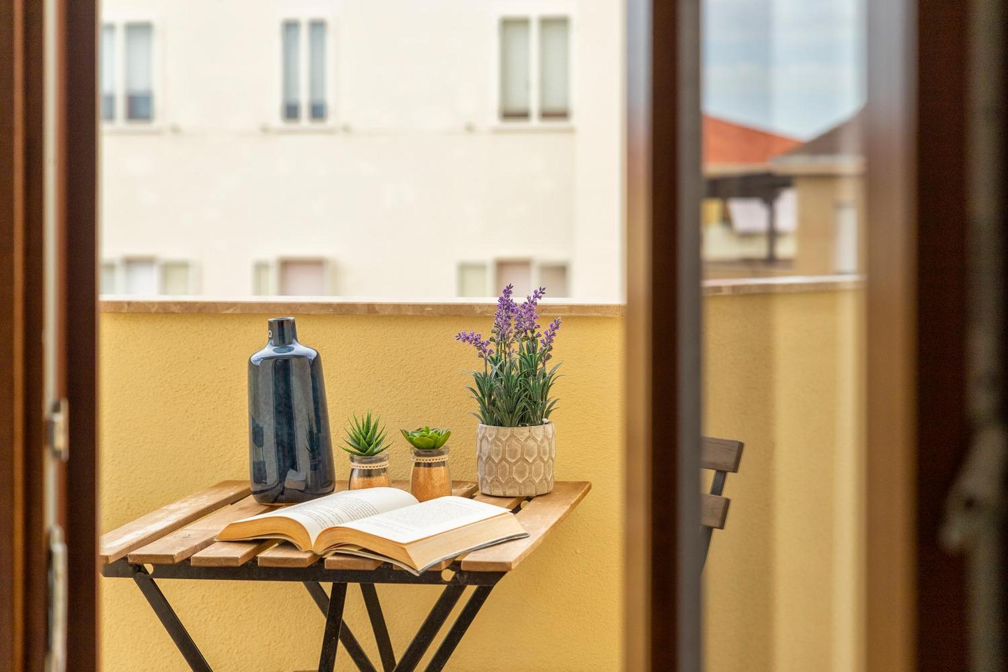 White Star Rooms Accomodation Fast Check-In Alghero Exterior foto